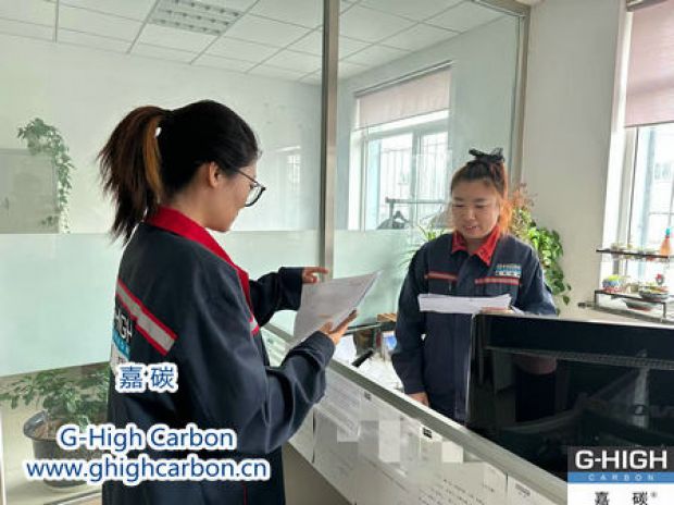 不斷提高，服務客戶
